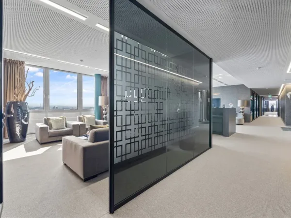 Abschließbares Büro in Düsseldorf (Stadtmitte) – Moderne Büros und Coworking Space in Düsseldorf-Stadtmitte — Bild 6