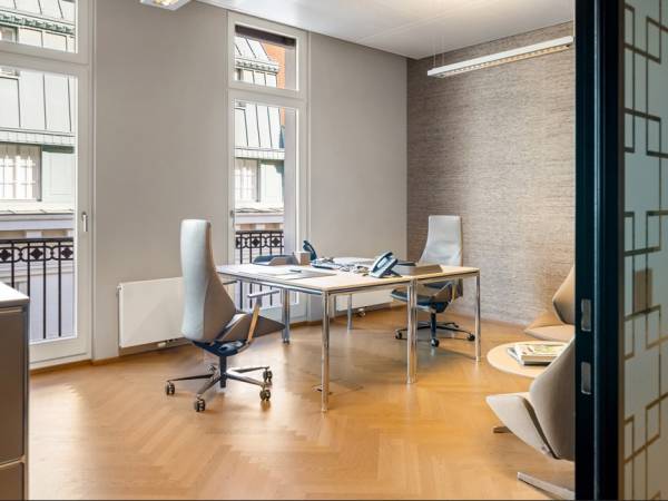 Exklusives Business Center & Coworking im Goldenen Quartier, — Bild 1