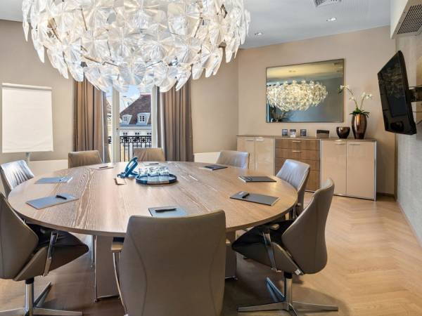 Exklusives Business Center & Coworking im Goldenen Quartier, — Bild 5