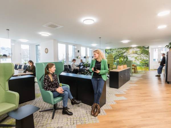 Moderner Coworking Space und Büros am Westfalenpark in Dortmund — Bild 1