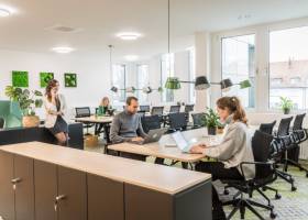 Schreibtisch im Coworking Space | Flat Mitgliedschaft