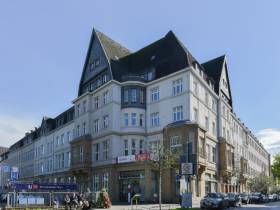 Flexibler Arbeitsplatz, Einzel- und Teambüros