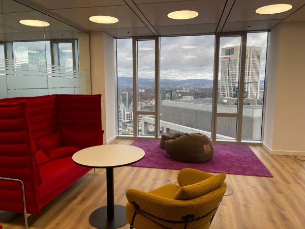 Exklusive Büros & Arbeitsplätze mit Skyline-Blick in Frankfurt — Bild 6