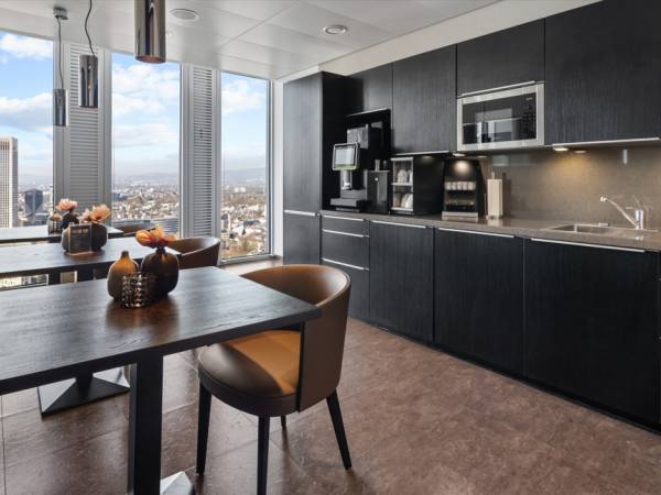 Moderne Premiumbüros und Coworking im 29. OG in Frankfurt Innenstadt — Bild 6