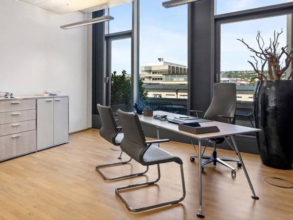 Premium Büros und flexible Workspaces in Stuttgart-Mitte — Bild 2