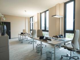 Büroräume und CoWorking Arbeitsplätze direkt am Berliner Airport
