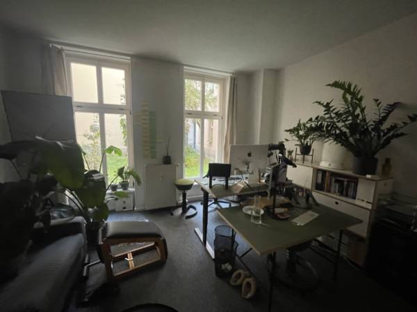 Abschließbares Büro in Berlin (Prenzlauer Berg) – Kreative Bürogemeinschaft im Hinterhof in Berlin-Prenzlauer Berg — Bild 2