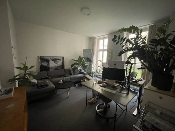Abschließbares Büro in Berlin (Prenzlauer Berg) – Kreative Bürogemeinschaft im Hinterhof in Berlin-Prenzlauer Berg — Bild 1