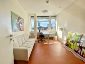 Büro in Bürogemeinschaft in der Innenstadt mit Michelblick