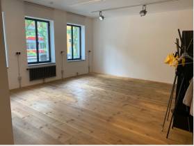 Modernes Gemeinschaftsbüro in Münchner Bestlage mit großem Balkon