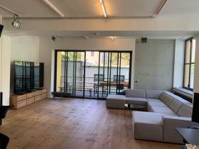 Ab 250€/Person - Sonniges Startup-Loft am Goetheplatz mit Balkon & Grill