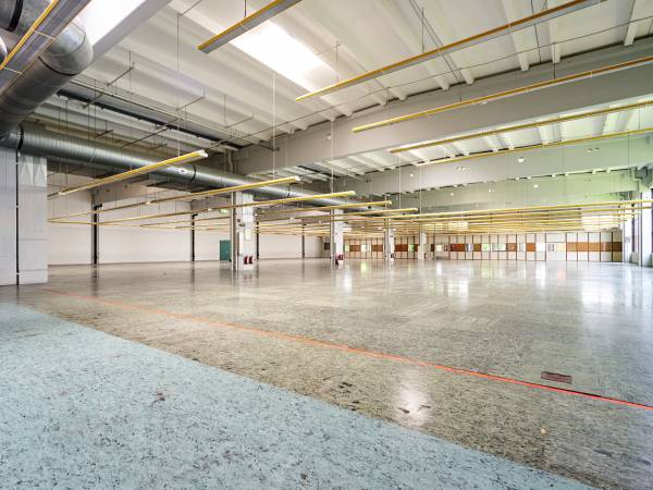 Attraktive alleinstehende Büroflächen in ruhiger zentraler Lage — Bild 2