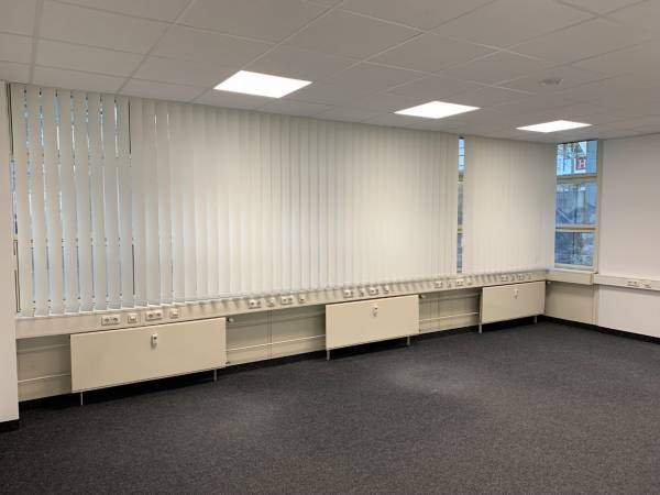 Großzügige und helle Bürofläche — Bild 4