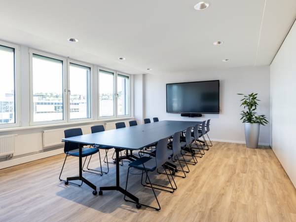 Modernes Business Center mit Teambüros in Stuttgart-Mitte — Bild 5