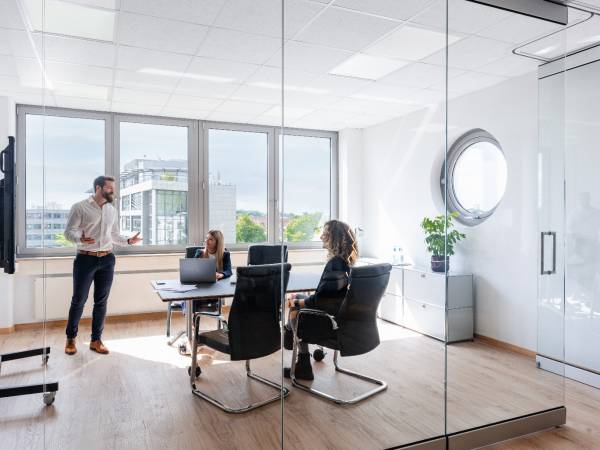 Flexible Büros & Coworking in repräsentativem Center Hannover-Süd — Bild 7
