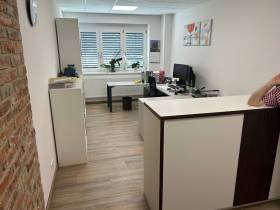Büroraum / Büroräume / Squad-Team-Büro / Bürogemeinschaft / FixDesk