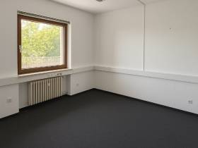 Büroflächen im Gewerbepark Rottendorf - Optional Hallenfläche buchbar