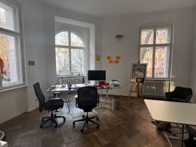 ℹ️ wir vermieten bis zu 6 freie Arbeitsplätze!