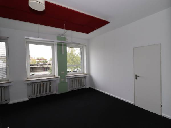 Helle Büroräume in Köln-Ehrenfeld — Bild 1