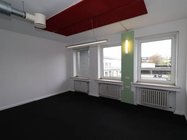 Helle Büroräume in Köln-Ehrenfeld — Bild 2