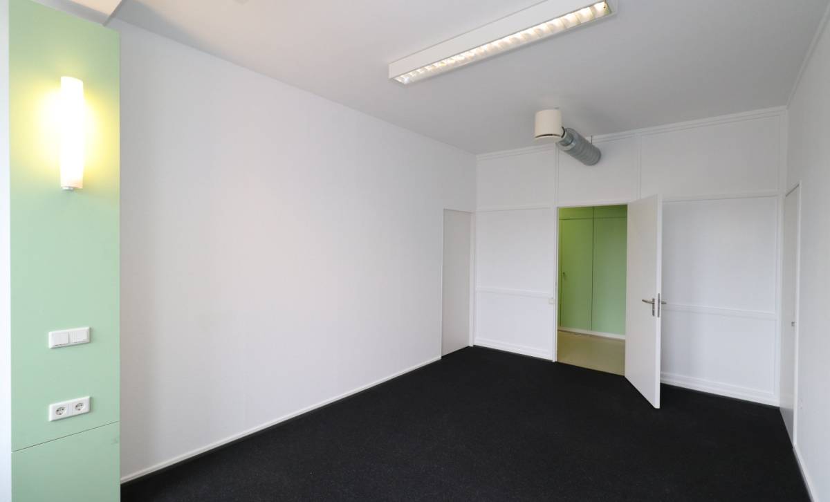 Büroraum 112