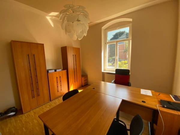 Möblierter Büroraum in repräsentativer Villa, Dresden-Radeberger — Bild 2