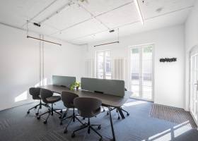 Schreibtischarbeitsplätze / Coworking