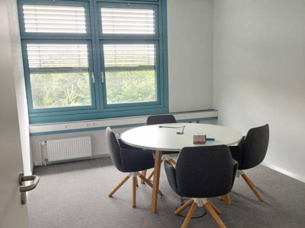 Einladende Büroeinheit im Grünen — Bild 7