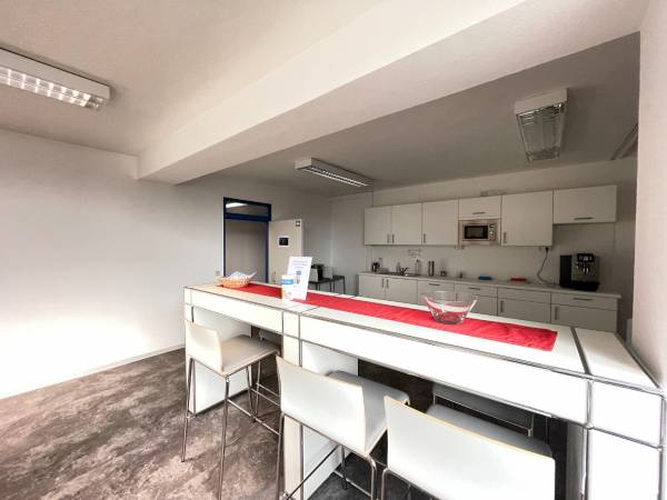 Bürofläche mit Bistro und Produktionsküche — Bild 5