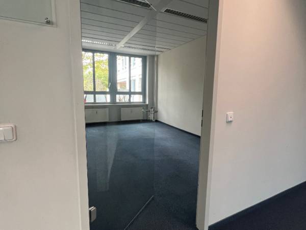 Freundliche Büroflügel mit eigenen Gestaltungsmöglichkeiten — Bild 5