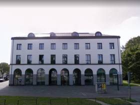 Ruhiges Büro nahe Michel