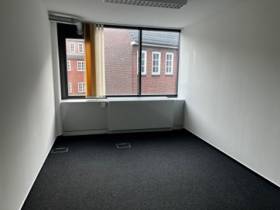 Ruhiges Büro nahe Michel