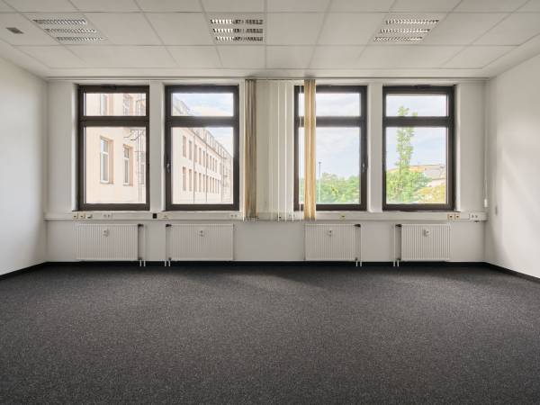 Großraumbüros in Hafennähe — Bild 3