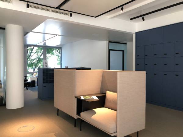 Abschließbares Büro in Berlin (Mitte) – Moderner Büroraum in Bürogemeinschaft am Spreeufer in Berlin-Mitte — Bild 3