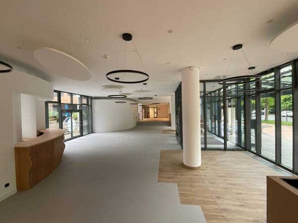 Büroeinheiten in exklusivem Bürogebäude — Bild 8