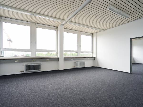 Helle Bürofläche im 2. Obergeschoss — Bild 2