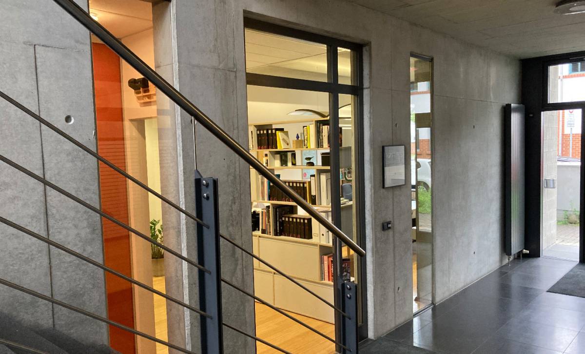 Haupteingang aus Treppenhaus