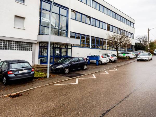 Ruhige Büroräume in renovierter Bürogemeinschaft in Fellbach — Bild 2