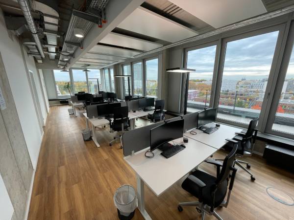 Büros, Coworking-Bereiche und Eventflächen im South Horizon — Bild 1