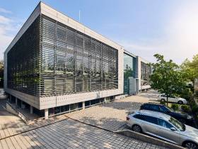Flexibles Coworking in Ismaning – modern, ruhig & sofort startklar!