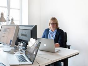 Schreibtisch-Platz halbtags oder 3 Tage pro Woche zu vermieten