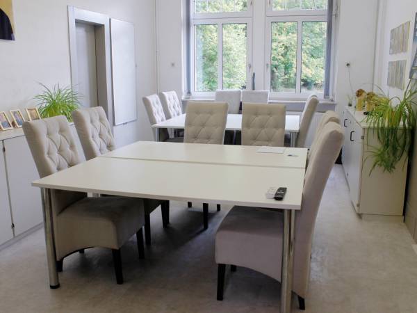 Schreibtischplatz in Ettlingen – Moderner Coworking Space in Ettlingen West mit flexiblen — Bild 7