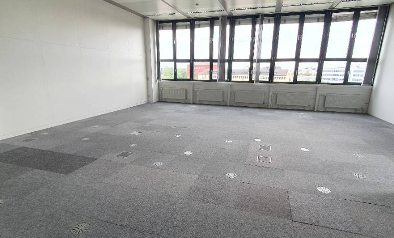 Flexibel unterteilbare Großraumbürofläche 3. OG