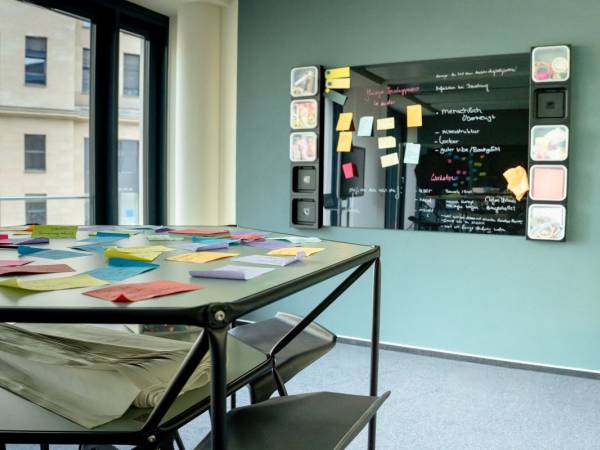 Kreativer Workshopraum in Bürogemeinschaft in Frankfurt Innenstadt — Bild 2