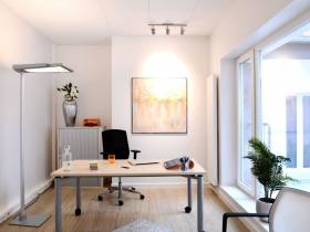Repräsentatives 14 m² Büro mit Charme und Funktionalität