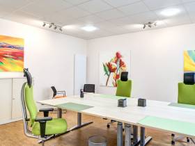 Modernes Teambüro im Kunsthaus 25 – ideal für 4–5 Arbeitsplätze