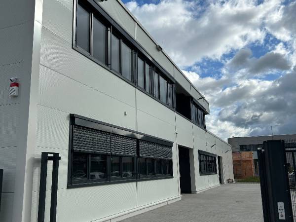 Moderne Bürogemeinschaft in Aichtal mit Praxisräumen — Bild 7