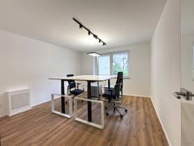 Top möblierter Büroraum in Bürogemeinschaft im Belgischen Viertel