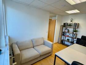 Modernes Büro in zentraler Lage Inkl Lagerfläche