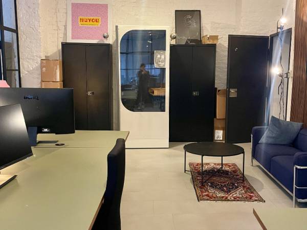 Schreibtischplatz in Köln (Neustadt-Süd) – Stylisches Loft-Büro in Bürogemeinschaft in Köln-Neustadt-Süd — Bild 2